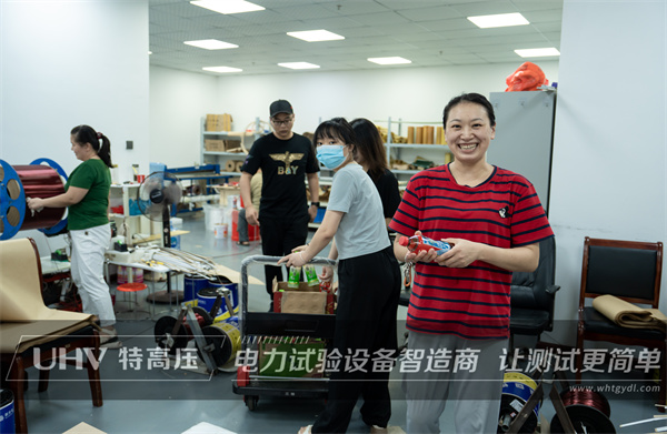 特高压电力福利来袭！炎炎夏日送清凉，浓浓关怀沁人心~