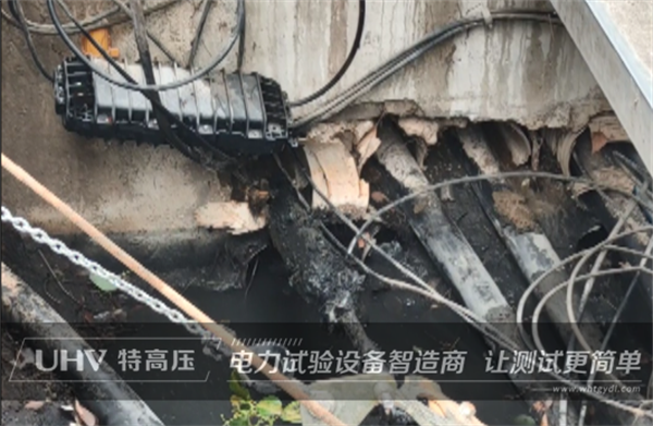 特高压电力技术团队再出发,为湖北客户做电缆耐压试验!(图2) 特高压电力技术团队再出发,为湖北客户做电缆耐压试验!(图2)