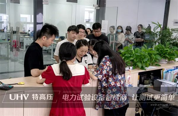 浓浓端午情,粽香暖人心 | 武汉特高压为职工发放端午福利(图10) 浓浓端午情,粽香暖人心 | 武汉特高压为职工发放端午福利(图10)